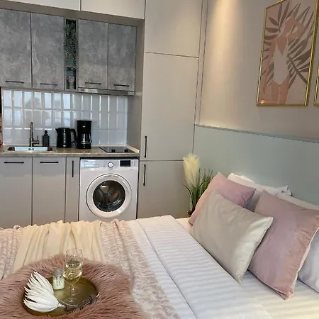 Marshmallow - Homey Studio * Bucharest